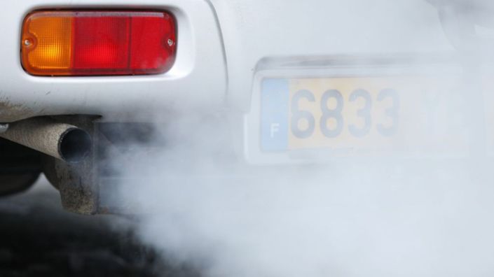 moteur-diesel-pollution-gaz-d-echappement_987086.jpg